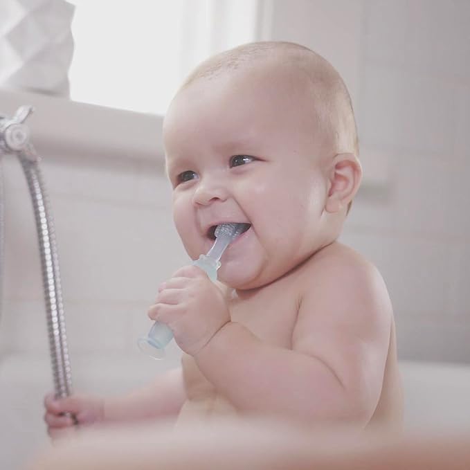 Haakaa 360° Silicone Baby Toothbrush – 100% Soft Food Grade Silicone, BPA-Free, Suction Base, Safe for Babies 6 Months+, Gentle Gum and Teeth Cleaning for Infants, Gum Massager