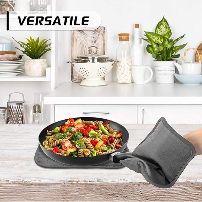 BPA-Free Soft Silicone 4 Piece Oven Mitts & Pot Holders Set - Ultra Heat Resistant Oven Mitts with Thick Cotton Liner - Long Slip Resistant Pot Holders, Flexible Oven Gloves - Navy