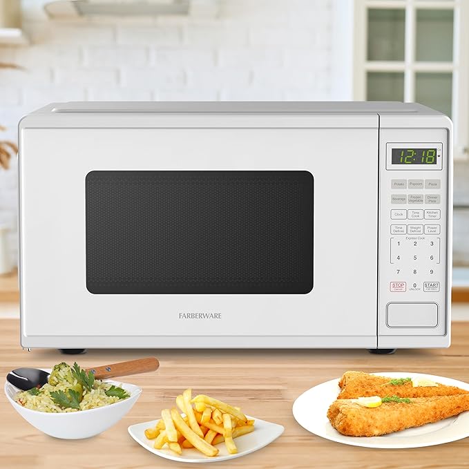 Farberware 0.9 Cu. Ft. Countertop Microwave Oven – 900 Watts Power, Auto Cook Settings, Defrost, Easy Clean and Child Safety Lock - White