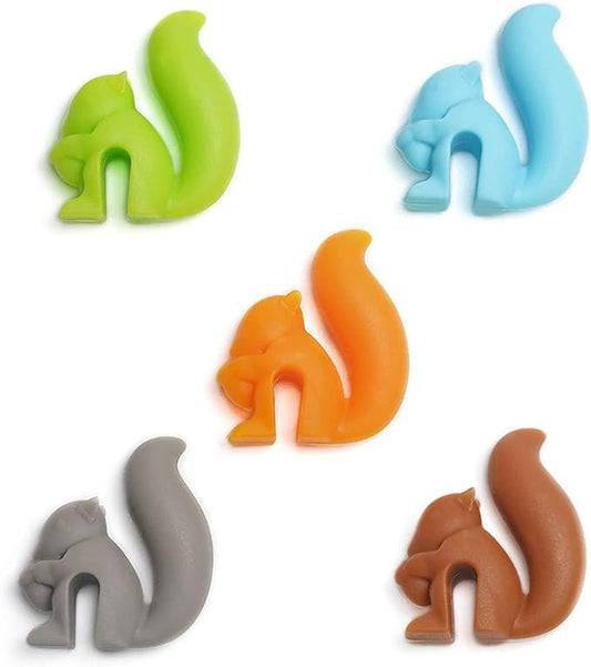 5 Pcs Colorful Cute Squirrel Shape Silicone Tea Bag Holder Cup,Squirrel Drink Markers, Tea Bag Holder for Cup Hanging Tool Mug Candy Colors Gift Set， Tea Accessories，Tea Bag Coasters