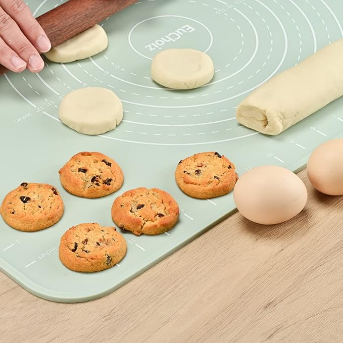 Silicone Pastry Mat 28"*20" Extra Thick Non Stick Baking Mat Food Grade Silicone Dough Rolling Bake Mat with Edge Heightening Green