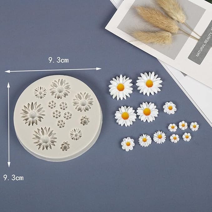 Cute Flower Silicone Molds Daisy Shape Fondant Candy Mould Mini Flower Chocolate Molds for Cake Decoration Cupcake Topper Fudge Polymer Clay Pastry Baking Molds