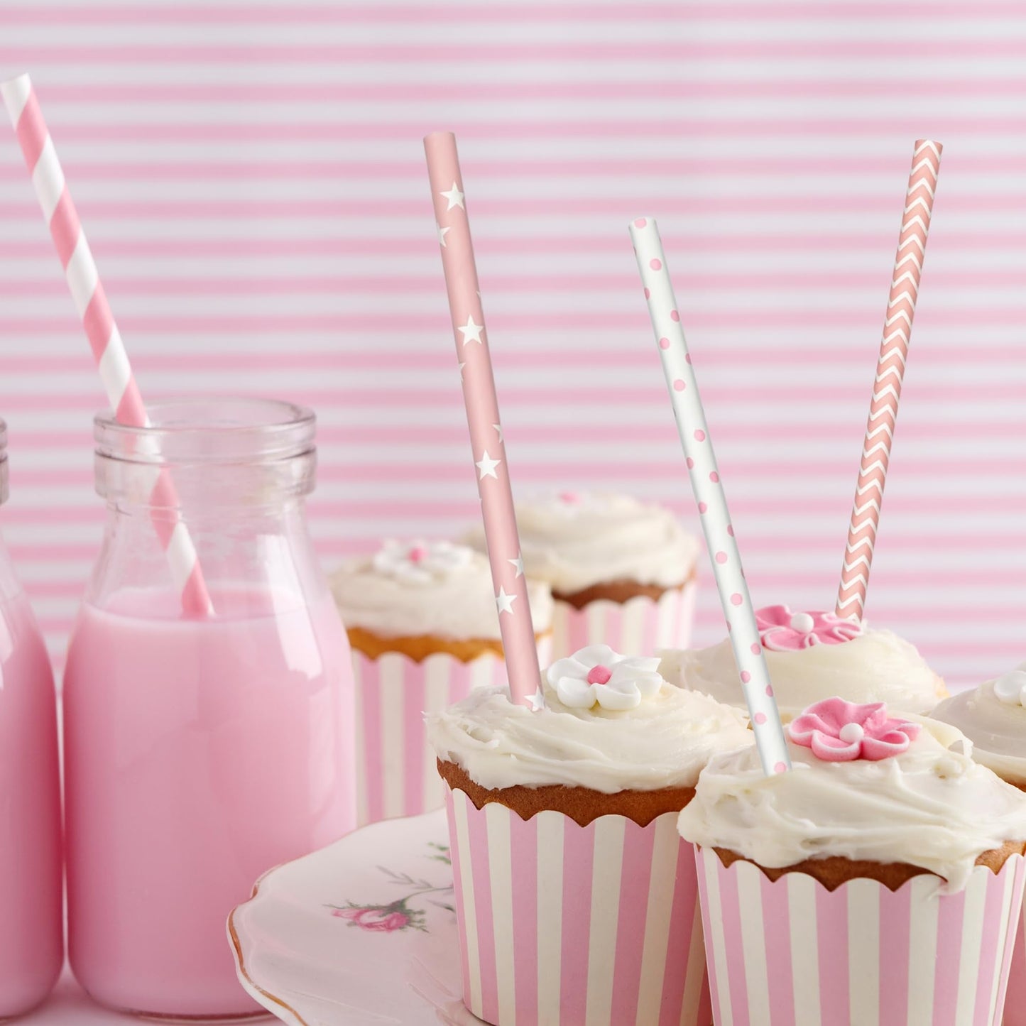 FsLvniu 200 Biodegradable Pink Paper Straws, Party Straws for Juice, Cocktail, Smoothies, Wedding, Birthday, Bridal/Baby Shower and Christmas Decorations Valentine's Day Holiday Celebrations