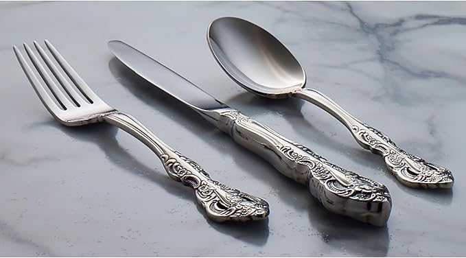 Oneida Silverware Set, Michelangelo Fine Flatware 4-Piece Salad Forks Set, Service For 4, 18/10 Stainless Steel, Mirror Finish, Dishwasher Safe, Home And Kitchen Utensils (Silver, 4 Piece)