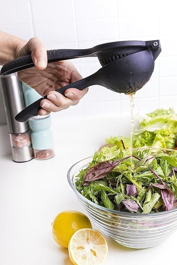 Manual Citrus Juicer Cast Iron Orange Squeezer Heavy Duty Hand Press for Maximum Juice Output, Effortless Use - Black