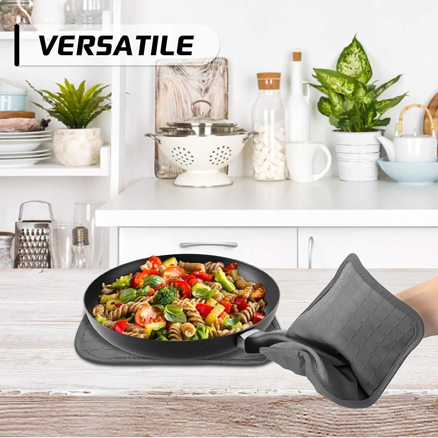HOMWE Silicone Kitchen Pot Holders with Pockets, 2 Pc Set Trivets, Steam and Heat Resistant Hand and Countertop Protection Hot Pads, Non-Slip Grip, Terrycloth Interior Lining, Aqua Turquoise