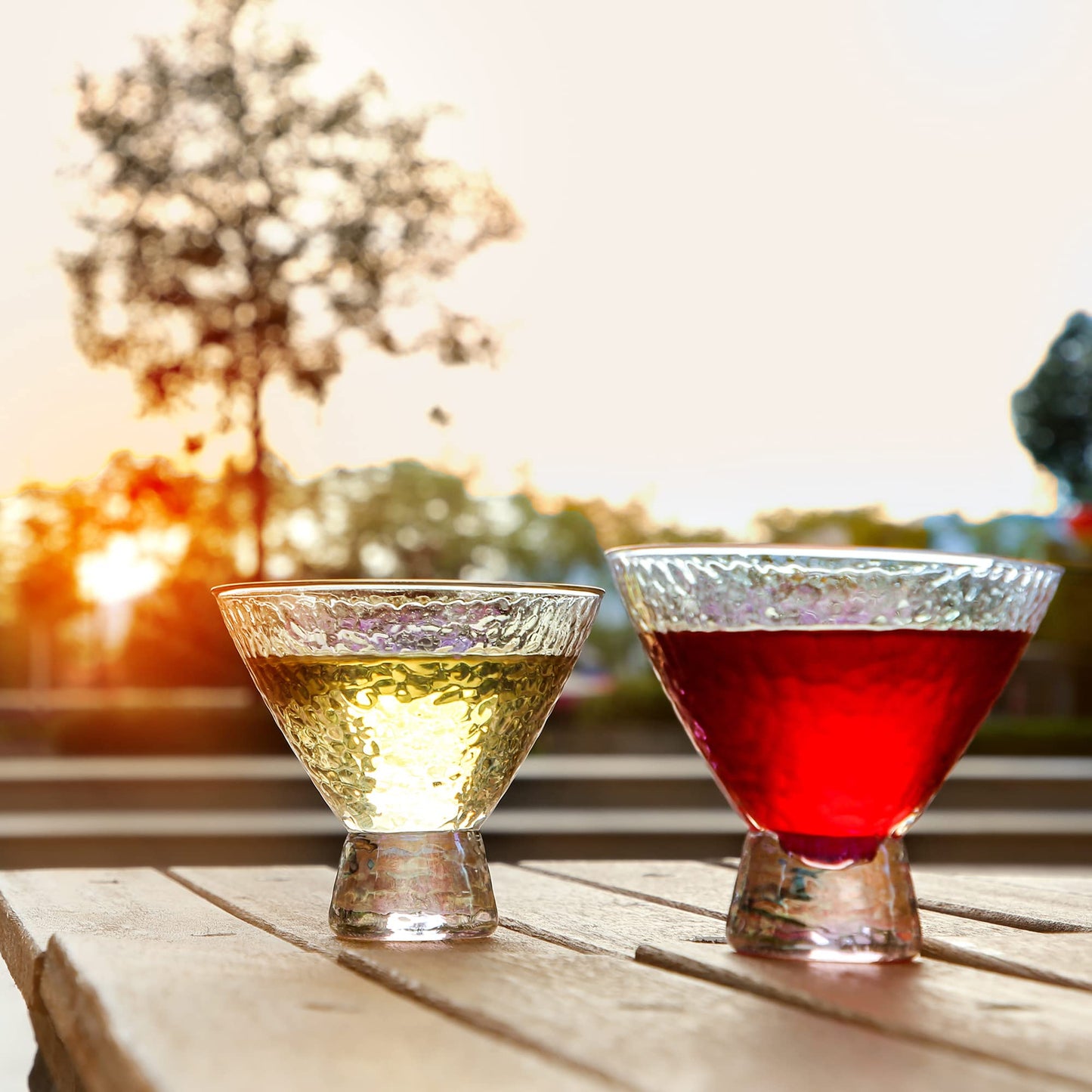 Lysenn Iridescent Stemless Martini Glasses Set of 2 - Premium Hammered Cocktail Glasses for Weddings, Anniversary, Christmas, Party - 7.7oz Gold Rim