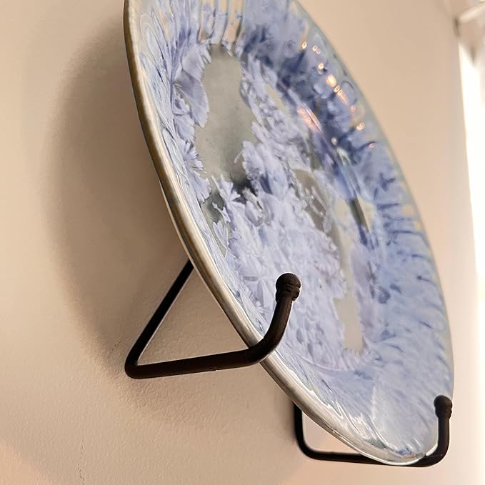Milltown Merchants™ Metal Display Stand - Free Standing or Wall Mounted Decorative Plate Holder - Versatile Plate Hanger Stand - Black Metal Plate Stand (1 Pack, Medium)