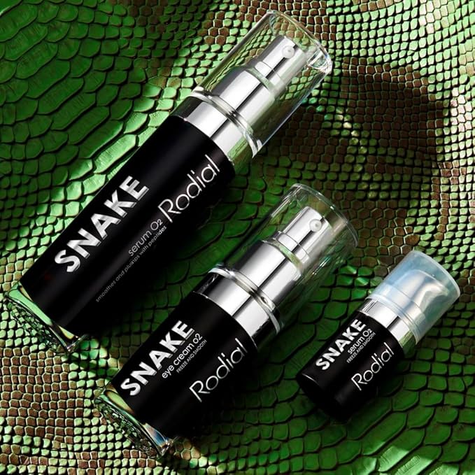 Rodial Snake Serum O2 0.2fl.oz High-Performance Serum with Blurring-Effect for Reducing Lines and Wrinkles, Syn-ake Tripeptide for Firming and Smoothing Effect, Hyaluronic Acid for Moisture Retaining
