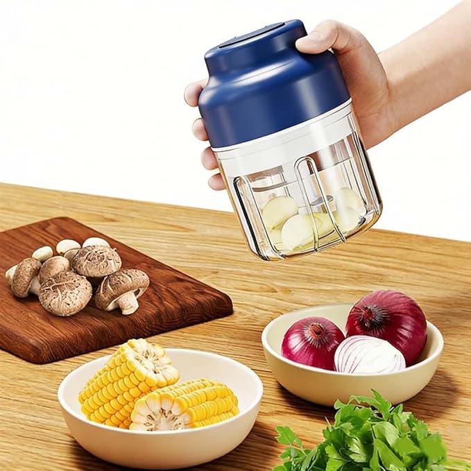 Household Electric Garlic Crusher, Electric Garlic Chopper, Mini Portable Veggie Chopper with 4/6 Stainless Steel Blades, Wireless Rechargeable Food Cutter for Garlic, Onion, Chili (Purple,250ML)
