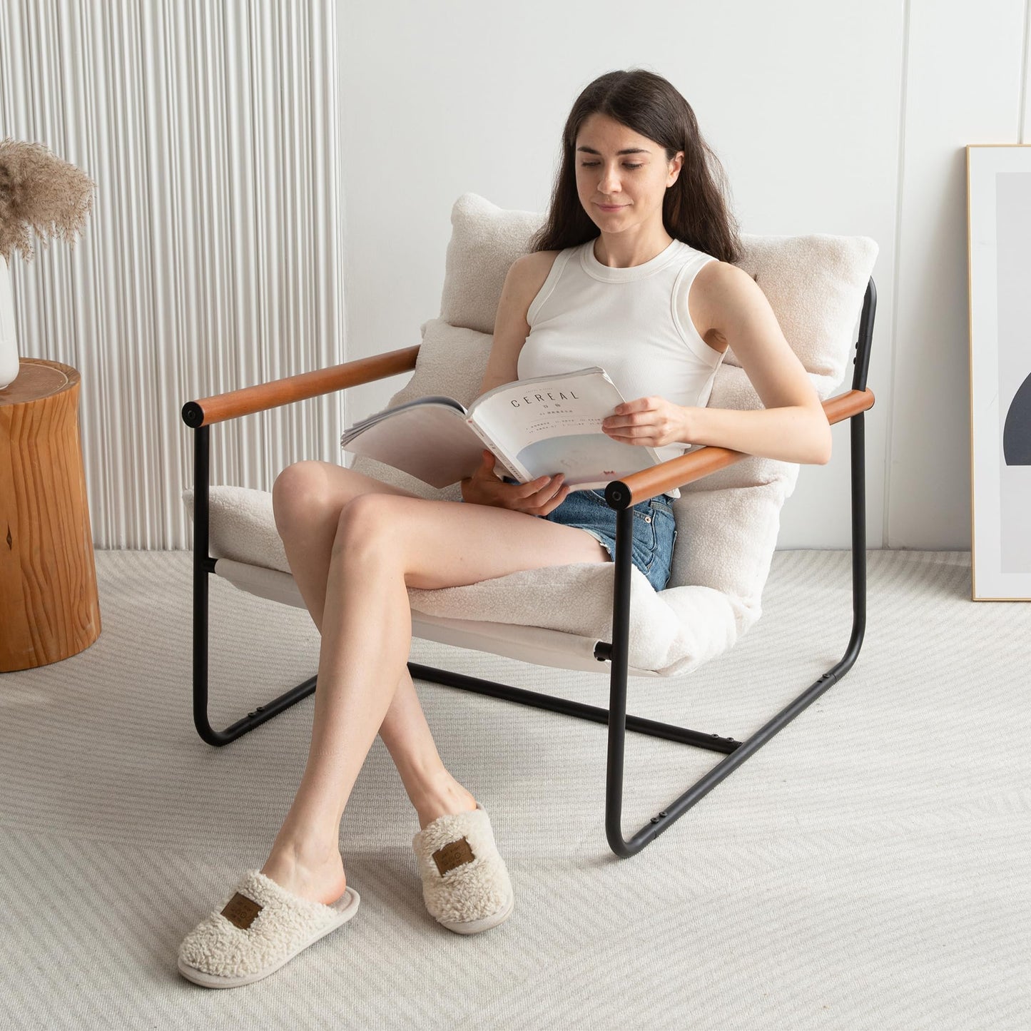MAXYOYO Sherpa Accent Chair, Boucle Arm Chair Living Room Chair, Reading Accent Chair, Mid Century Modern Bedroom Chair,Teddy Armchair Wooden Arms Metal Frame