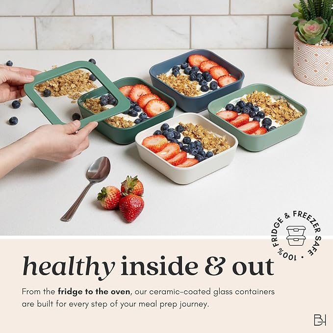 Ceramic Coated Glass Food Storage Container | No PTFE, PFOA, PFAS, and BPA | Reusable Non Toxic Meal Prep Container with Glass Lid | Easy To Store | 6 Cup Rectangle [Smoke]