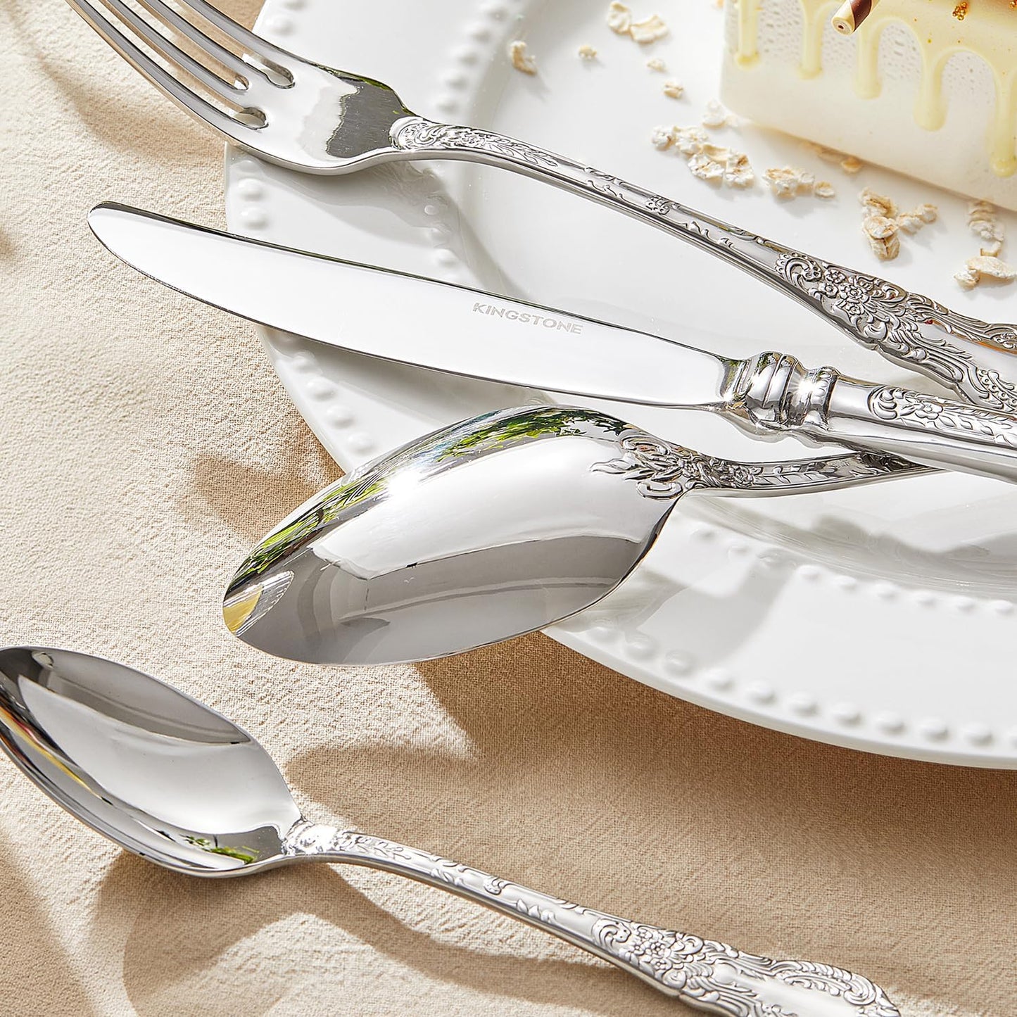 KINGSTONE Vintage Carved Silverware Set, 40-Piece 18/10 Stainless Steel Flatware Cutlery Set with Retro Royal Thick Handle, Tableware Utensils for Home, Restaurant, party, Wedding, Dishwasher Safe