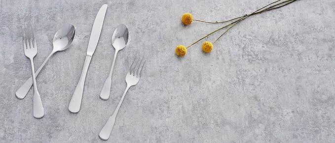 Oneida Silverware Set, Colonial Boston Everyday Dinner Forks 4-Piece Flatware Set, Service For 4, 18/0 Stainless Steel, Rust Resistant, Dishwasher Safe, Utensils Sets, Dinner Fork (Silver, 4 Piece)