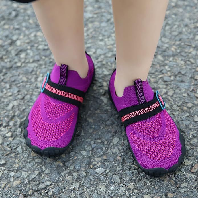 UBFEN Water Shoes for Kids Boys Girls Aqua Socks Barefoot Beach Sports Swim Pool Quick Dry Lightweight Toddler Little Big Kid