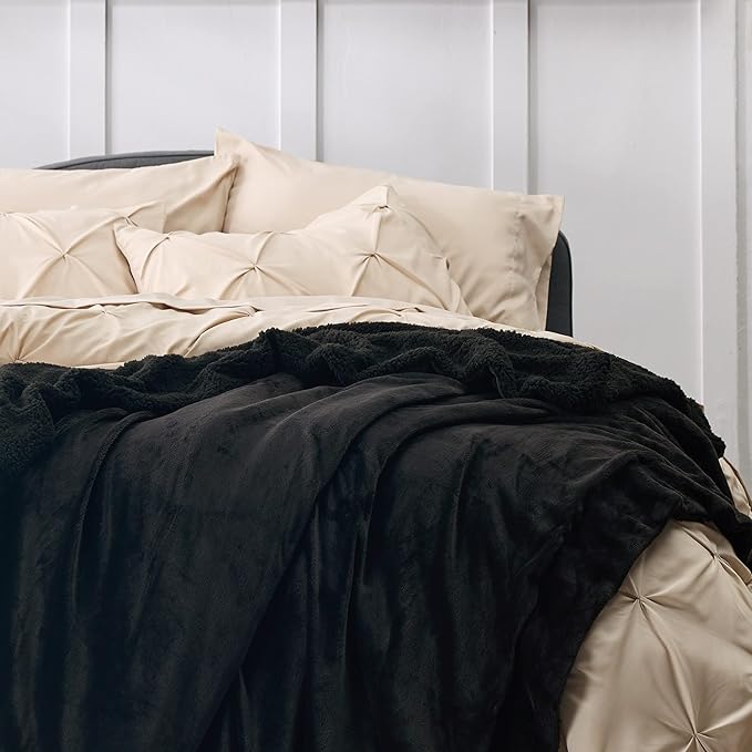 Bedsure Sherpa Fleece Blankets King Size for Bed - Thick and Warm, Soft Fuzzy Plush King Blanket for Winter, Black, 108x90 Inches