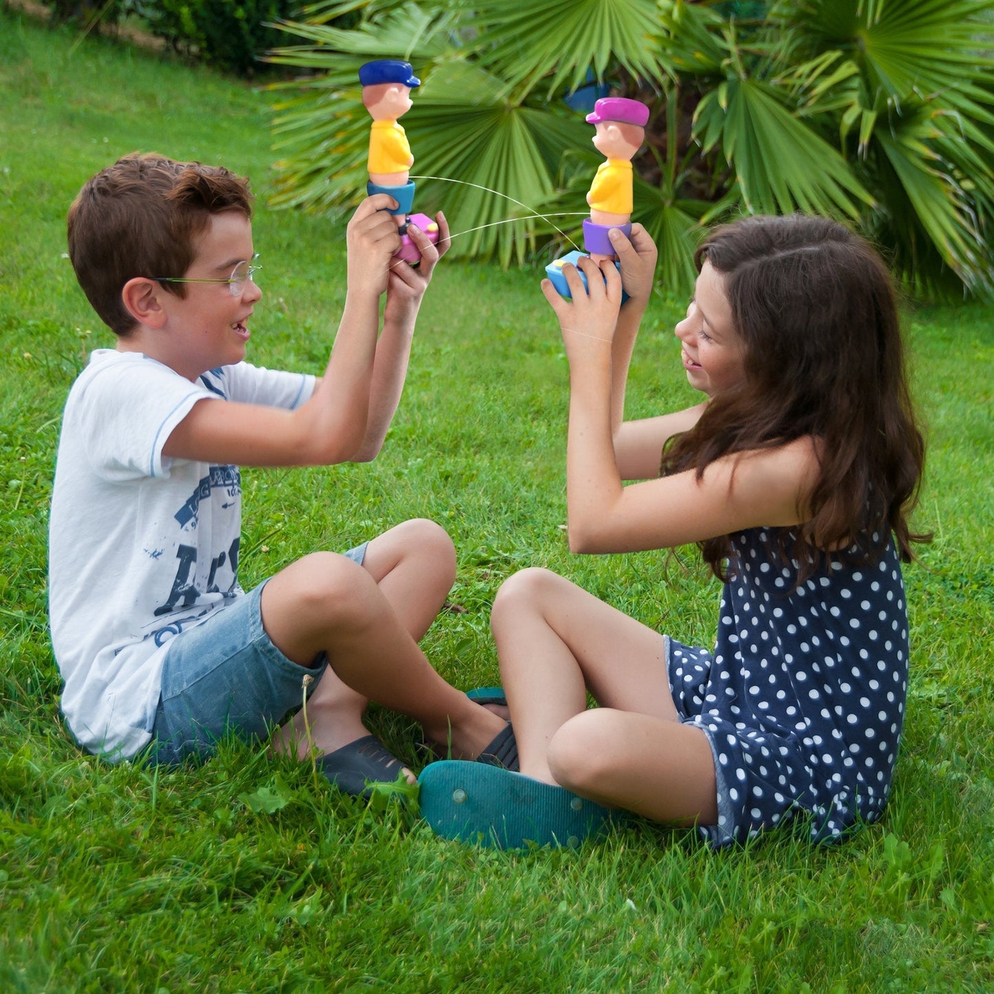 ArtCreativity Set of 2 Squirt Wee Boy Gag Gift, 7.5 inch Water Squirters Toys - Leak-Free Water Base - Classic Funny Novelty Gift for Men, Women, Kids, Hibachi Accessories, Funny Party Favors