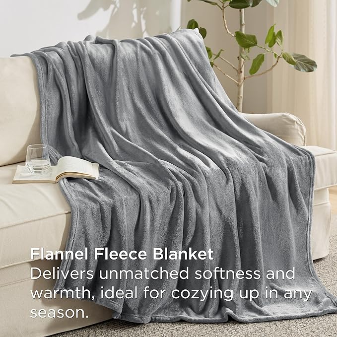 Bedsure King Comforter Set Black, 8 Pieces Prewashed King Size Bed in a Bag with Soft Fleece Bed Blanket, Down Alternative Bedding Set for All Seasons, Sheets, Pillowcases & Shams